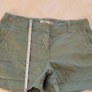Vineyard Vines Whale Embroidered 3" Shorts Green